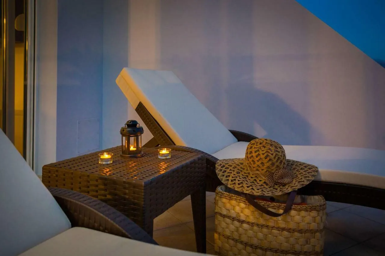 Luxury Seaside Apartment Amphora Split