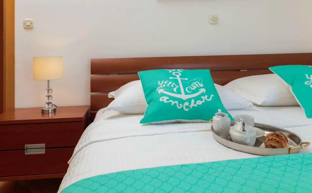 Luxury Seaside Apartment Amphora Split